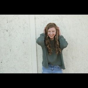 Meet your Posher, Emily